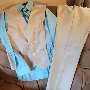 Boys vest and tie set Size 14